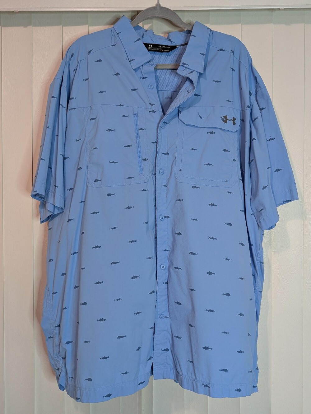 Under Armour Heatgear Blue Short Sleeve Button Down Shirt